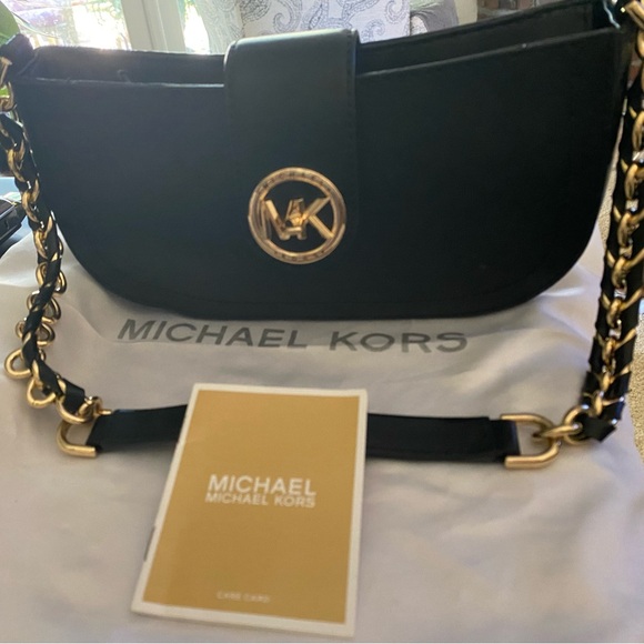 Michael Kors Carmen handbag with chain and leather strap - Picture 5 of 16